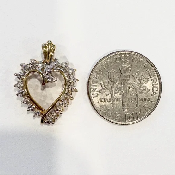 Vintage 10K Gold Open Heart Diamond Pendant: Dainty Feminine Charm - Picture 11 of 12